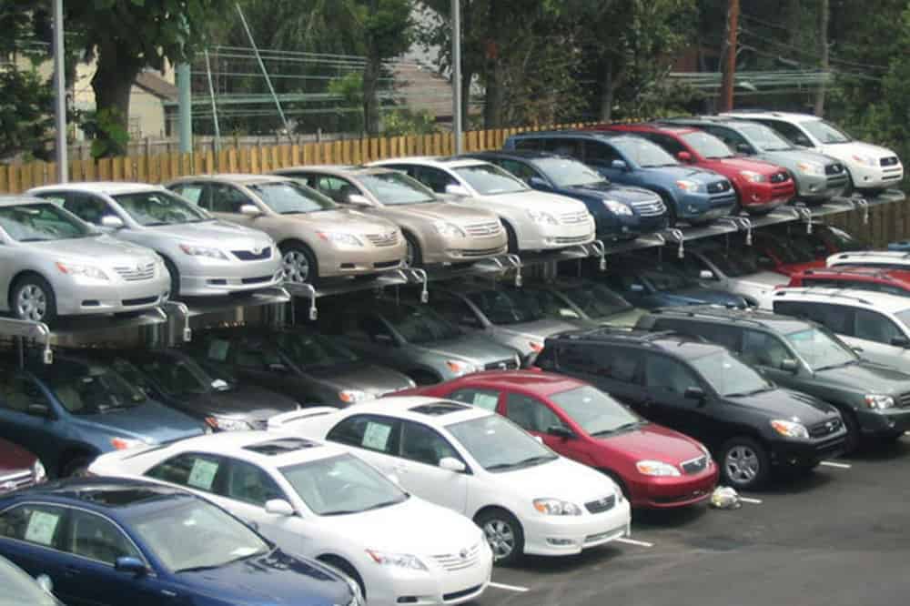 甘肅蘭州倍萊兩柱簡易升降立體車庫設備應用.jpg